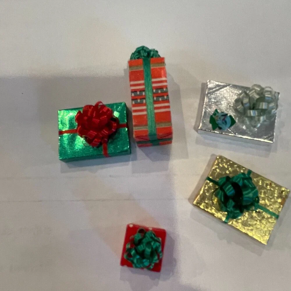 Miniature Dollhouse Wrapped Christmas Gifts Handmade Lot of 5